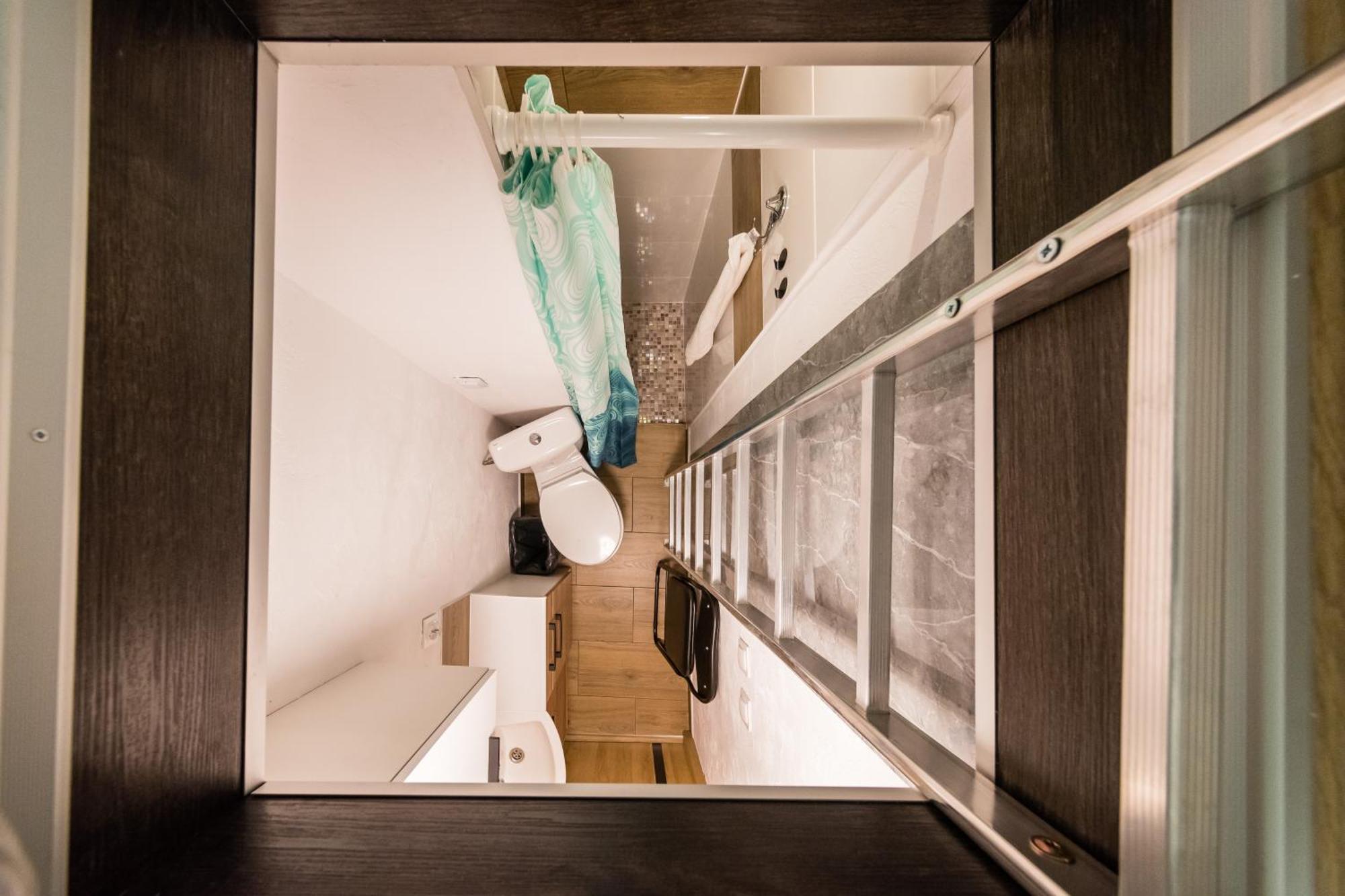 Micro Apartments 2,5 Qm - Najmniejsze Apartamenty Swiata 2,5 Mkw Krakau Buitenkant foto